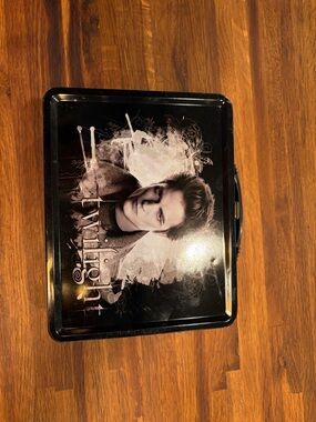 Metal Twilight Lunch box with matching Thermos
